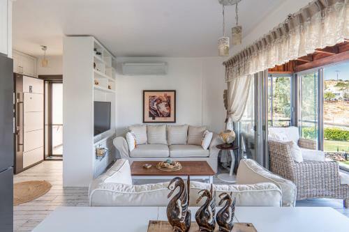 Apartamento Havuzlu Site I�inde Deniz Manzaral? Daire
