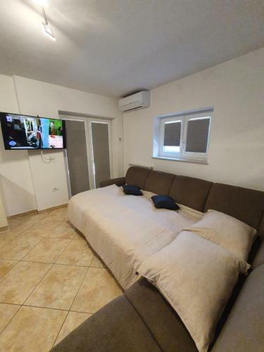 Apartma Maja, Mateja
