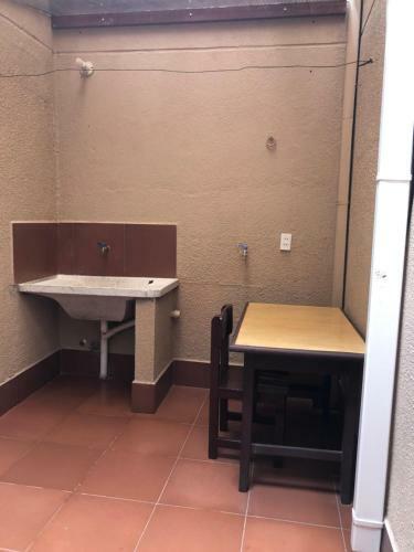 Apartamento Hermoso Monoambiente Amoblado Zona C�ntrica
