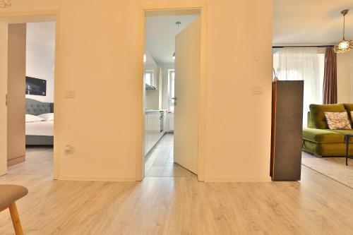 Lara Apartment 406