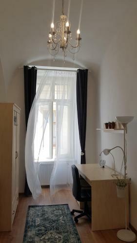Lovely Center Apartment