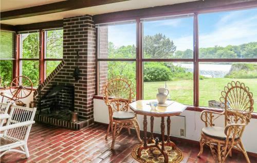Amazing Home In Br�kne-hoby With 3 Bedrooms