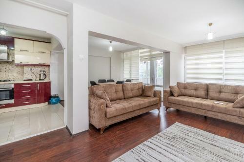 Downtown Bursa 2 Bdrm Apartment