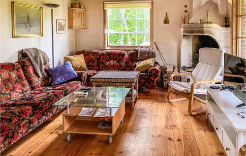 Stunning Home In Bredaryd With Wifi And 3 Bedrooms