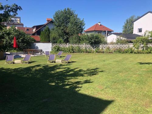 Apartamento Huge Bbq Garden, Spacious Flat, Ac, Free Parking 4