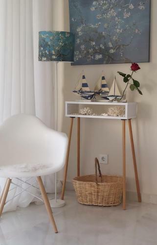 Pretty Bright And White Apartment In Alanya Turkey