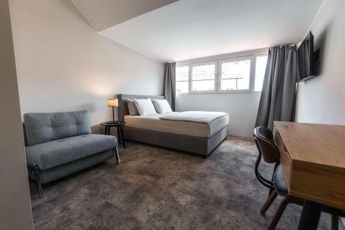 Hotel Roomers