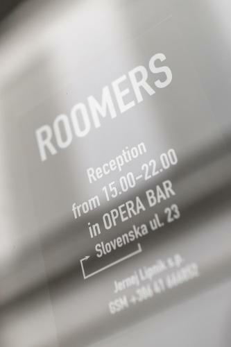 Hotel Roomers
