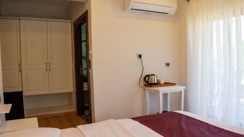Hotel G�k�eada Deep Breath