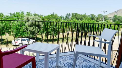 Hotel G�k�eada Deep Breath