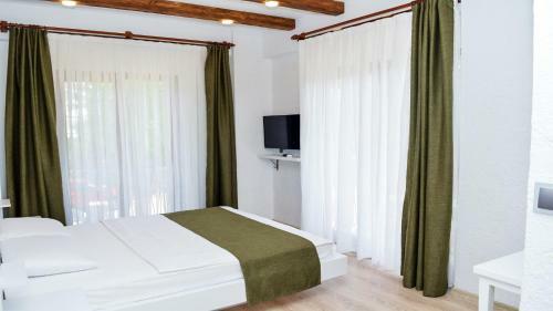 Hotel G�k�eada Deep Breath