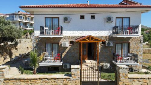 Hotel G�k�eada Deep Breath