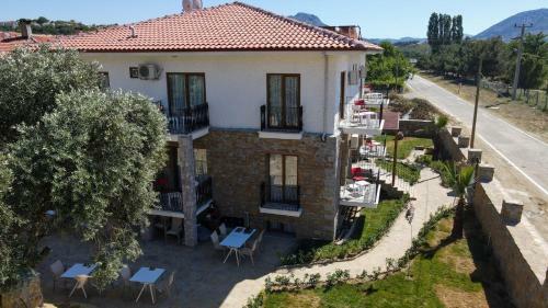 Hotel G�k�eada Deep Breath