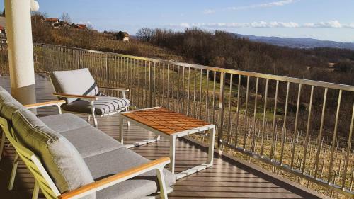 Apartamento Yellow House Grabrovec