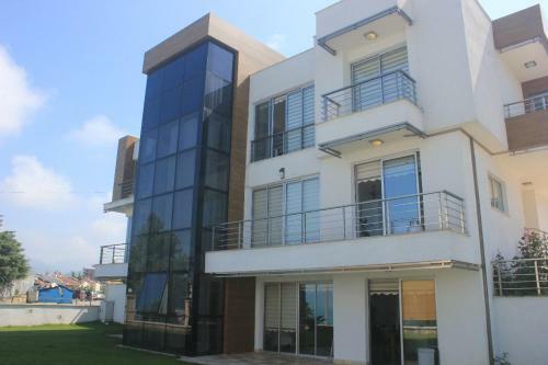 Arrivo Deluxe Villa