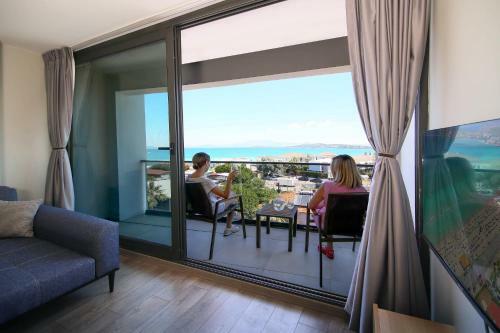 Apartamento Krem Marin Suites