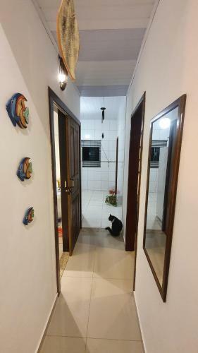 Sof� Cama Na Sala Em Casa Compartilhada