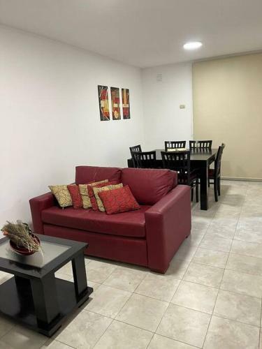 Apartamento Hermoso Departamento Con Parrillero. Zona Centro