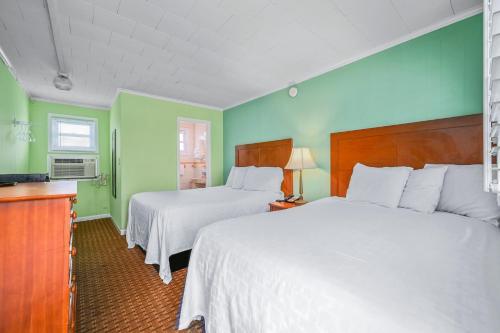 Madison Beach Motel
