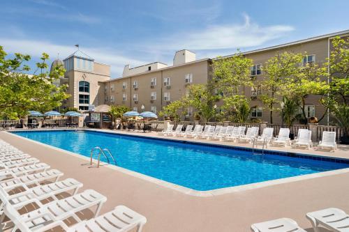 Plim Plaza Hotel