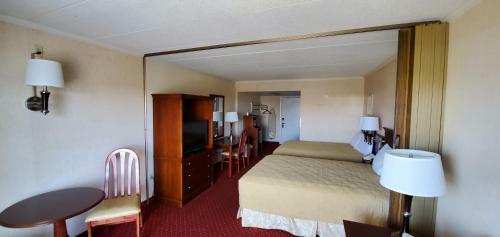 Sea Hawk Motel