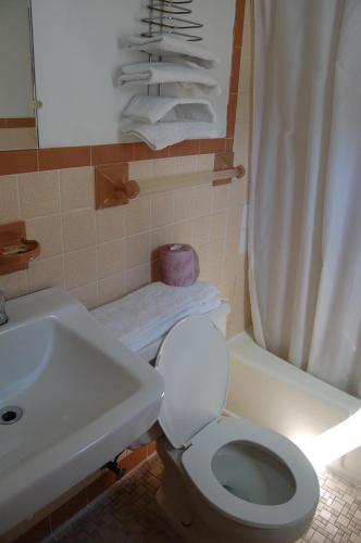 Cabana Motel