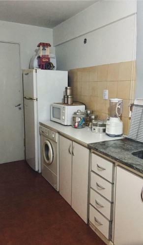 Apartamento Departamento C�modo En Edificio Natania 2