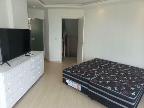 Casa C/ Piscina E Vista � Praia de Taquaras - Bc
