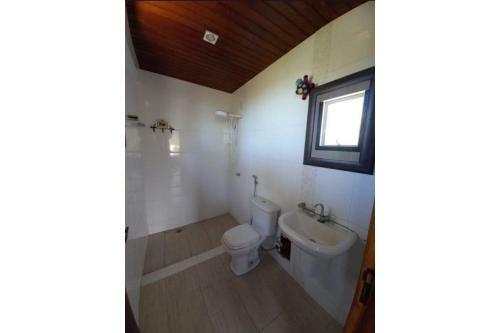 Casa C/ Piscina E Vista � Praia de Taquaras - Bc