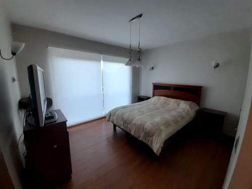 Amplia Casa Con Excelente Ubicaci�n En El Canelo