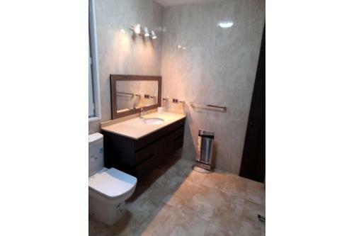 Amplia Casa Con Excelente Ubicaci�n En El Canelo
