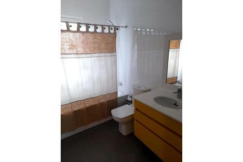 Amplia Casa Con Excelente Ubicaci�n En El Canelo