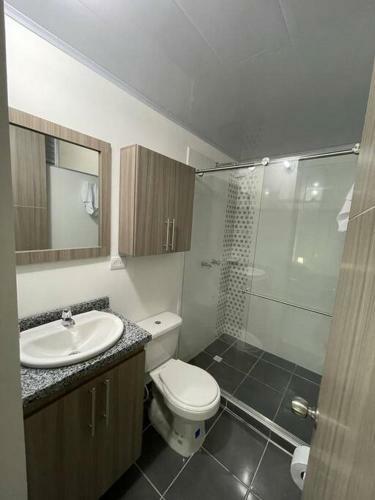 Hermoso Apartamento Completo - Ubicaci�n Excelente