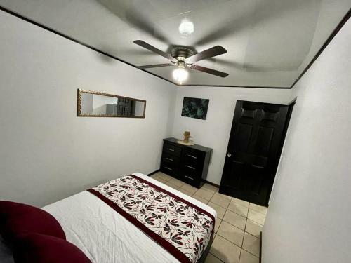 Apartamentos Cielo #7, Airport Juan Santamar�a