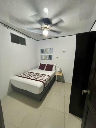 Apartamentos Cielo #1, Airport Juan Santamar�a