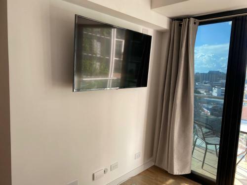 Hermoso Y Amplio Apartamento, 2 Habitaciones.