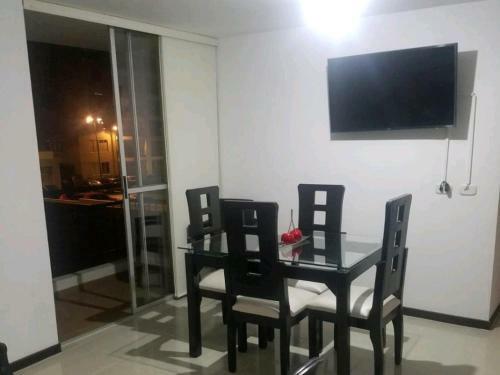 Lindo Apartamento Con Piscina En El Sur de Cali