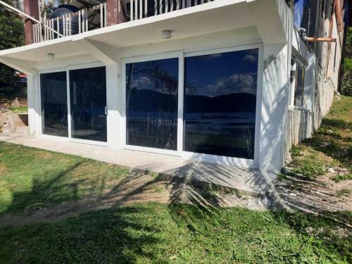 Apartamento A Orilla Del Lago A 30 Min de Tikal