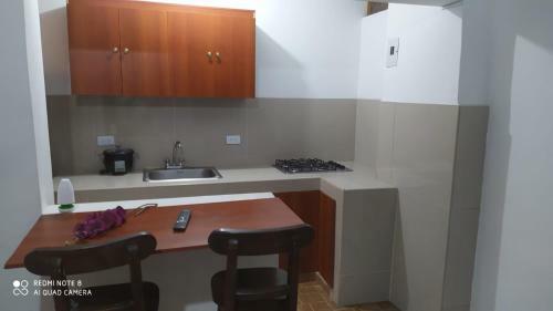 Elions Aparta Hotel