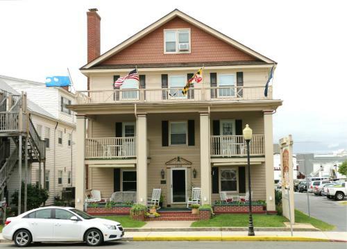 Posada King Charles Hotel