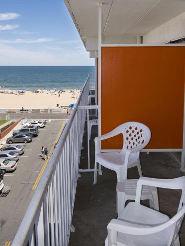 Spinnaker Motel