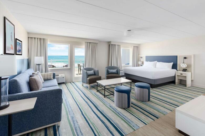 Dunes Manor Hotel