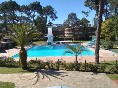 Apartamento Excelente Apto. En Punta Del Este A 3 Del Mar