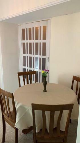 Apartamento Excelente Apto. En Punta Del Este A 3 Del Mar