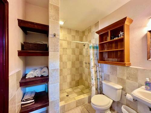 Apartamento Hermit Crab Villa 3b @sunset Villas, West End.