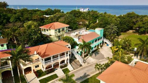 Apartamento Hermit Crab Villa 3b @sunset Villas, West End.