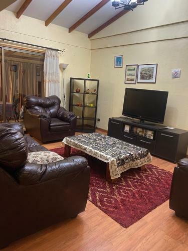 Hostal Two-story Brick House