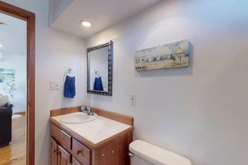 Island Breeze Villa @turtle Crossing, West Bay