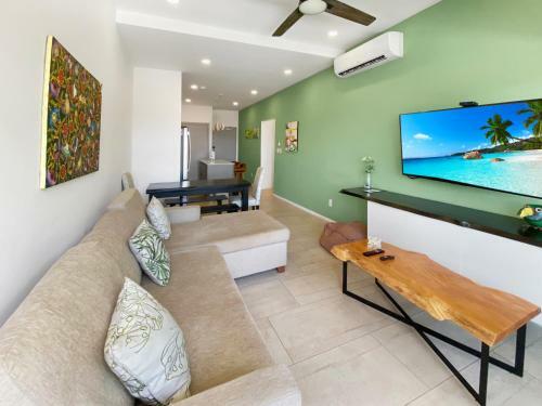 Apartamento Sunset Ocean View Condo