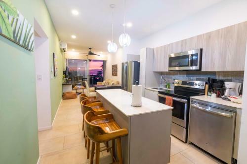 Apartamento Sunset Ocean View Condo